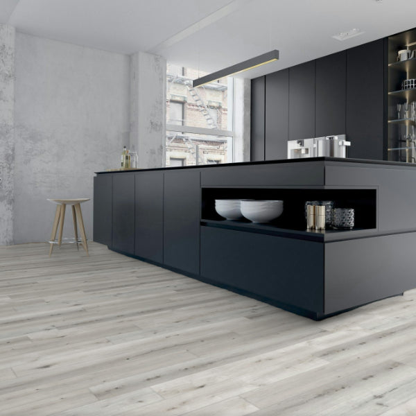 Klebe-Vinyl Risseiche Baltrum Muster